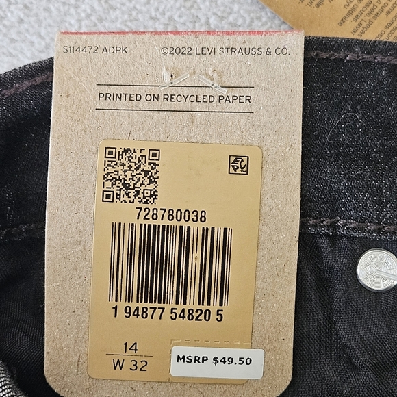 NWT Levi's High‎ Rise Shorts Size 32 - Picture 9 of 9
